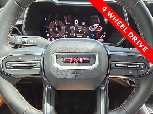 Used 2024 GMC Canyon AT4 AWD/4WD image 24