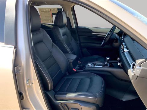 Used 2025 MAZDA CX-5 AWD 2.5 S w/ Preferred Package image 9