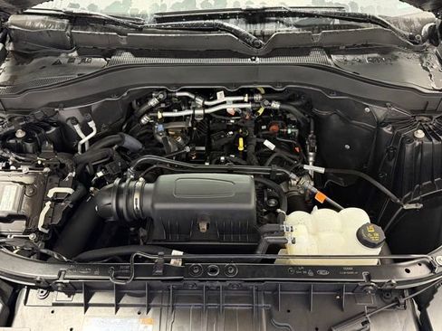 Used 2024 Ford Explorer XLT w/ Class IV Trailer Tow Package image 47