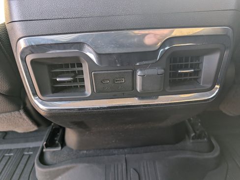 Used 2022 GMC Sierra 2500 Denali w/ Denali Ultimate Package image 13