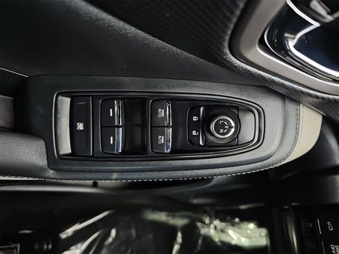 Used 2022 Subaru Forester Limited image 29