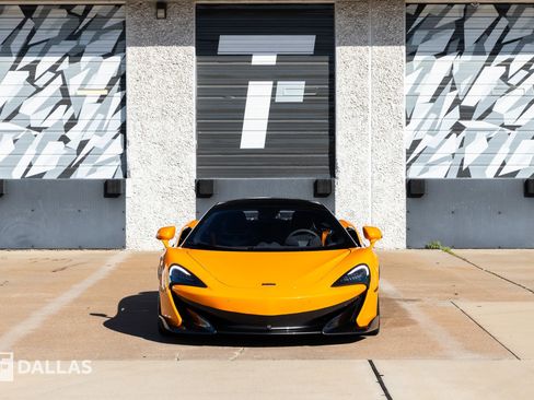 Used 2019 McLaren 600LT image 3