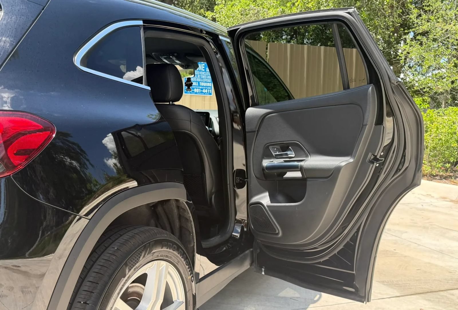 Used 2021 Mercedes-Benz GLA 250 w/ Premium Package image 11