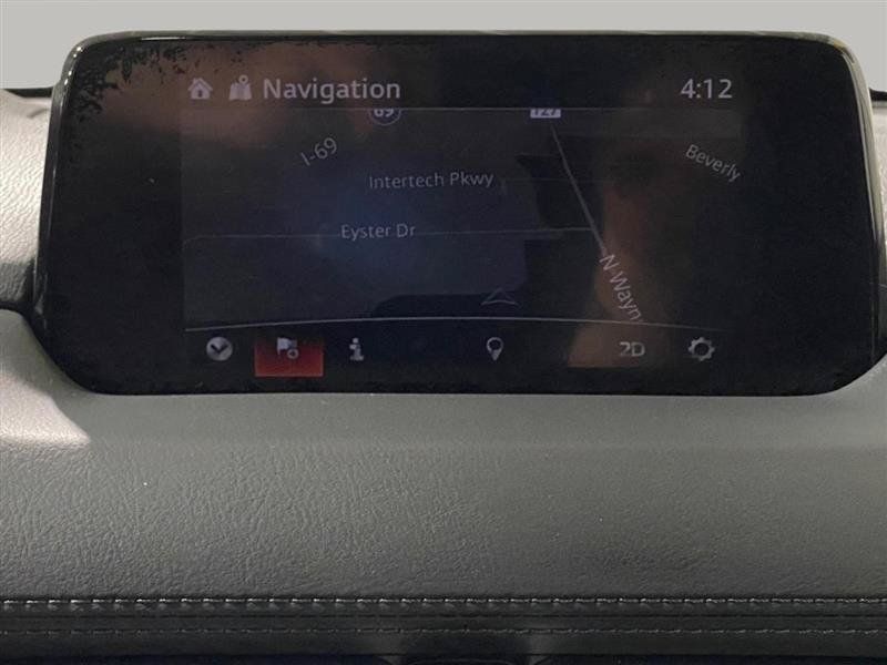 Used 2018 MAZDA CX-5 Touring w/ Preferred Equipment Package FWD image 18
