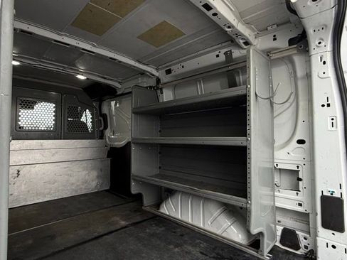 Certified 2019 Ford Transit 150 130 Low Roof image 36