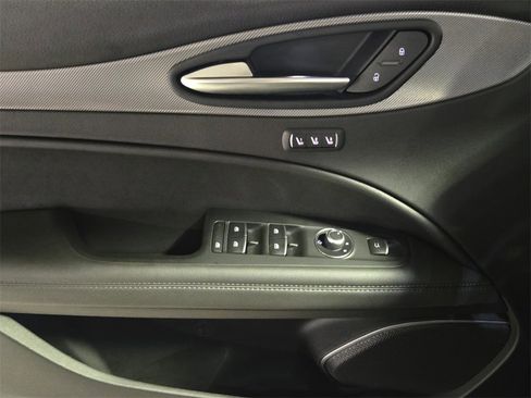 Used 2023 Alfa Romeo Stelvio Veloce image 26