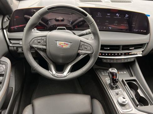 New 2026 Cadillac CT5 V RWD image 10