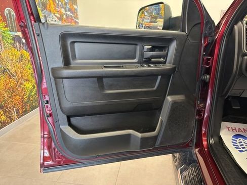 Used 2022 RAM 3500 Tradesman image 27