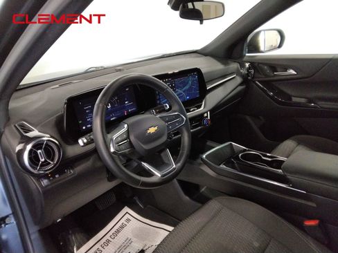 Used 2025 Chevrolet Equinox LT image 28