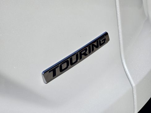 Used 2019 Honda CR-V Touring image 10