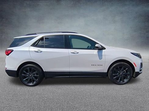Used 2023 Chevrolet Equinox RS w/ RS Leather Package AWD/4WD image 10