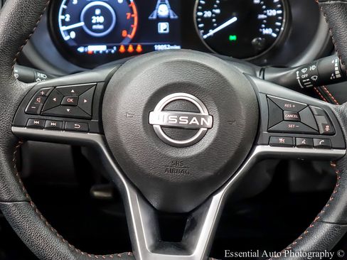 Used 2023 Nissan Kicks SR w/ SR Premium Package image 17