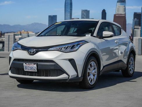 Used 2020 Toyota C-HR LE FWD image 1