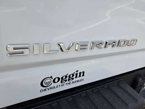 New 2026 Chevrolet Silverado 2500 Custom w/ Custom Value Package AWD/4WD image 31