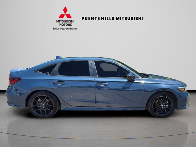 Used 2025 Honda Civic Sport image 4