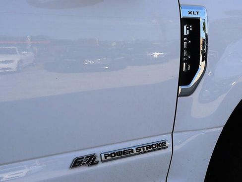 Used 2019 Ford F250 XLT w/ Snow Plow Prep Package AWD/4WD image 35