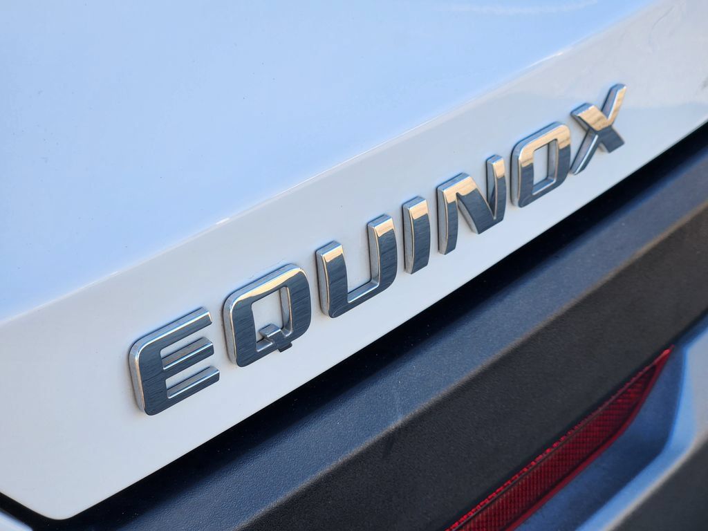 Certified 2026 Chevrolet Equinox LT FWD image 12