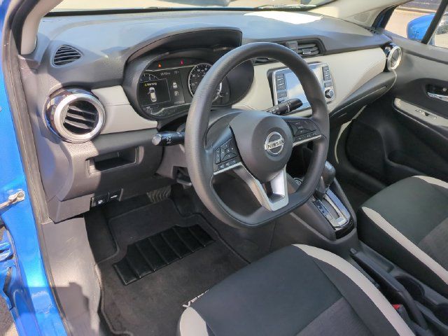 Used 2021 Nissan Versa SV FWD image 8