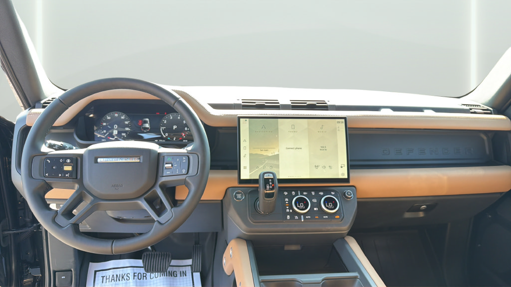 New 2026 Land Rover Defender 110 X-Dynamic SE AWD/4WD image 19