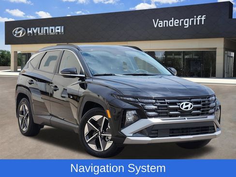 Used 2025 Hyundai Tucson SEL FWD image 1