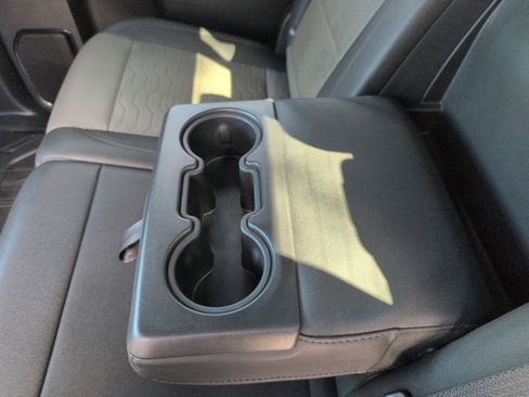 Used 2024 Chevrolet Silverado 2500 ZR2 w/ Technology Package image 21