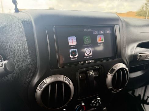 Used 2012 Jeep Wrangler Sport image 9