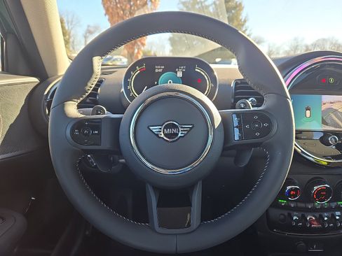 Used 2024 MINI Cooper Clubman S image 19