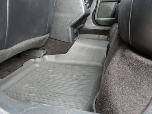 Used 2017 Ford Fusion SE w/ Equipment Group 201A image 12