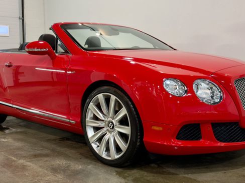 Used 2015 Bentley Continental GT image 1