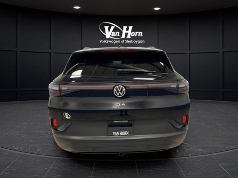 Used 2023 Volkswagen ID.4 Pro S image 4