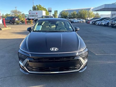 Used 2025 Hyundai Sonata SEL FWD image 3