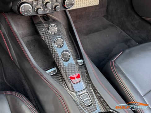 Used 2016 Ferrari California T image 17