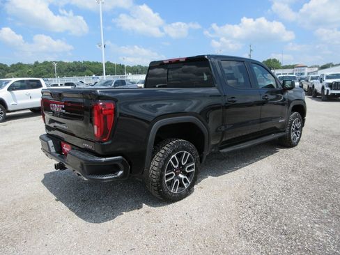 New 2026 GMC Sierra 1500 AT4 w/ AT4 Premium Package AWD/4WD image 5