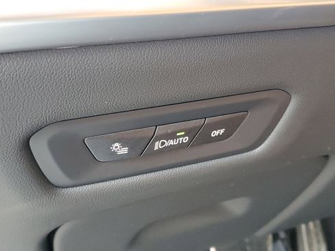 Certified 2024 BMW X5 xDrive40i w/ M Sport Package image 11