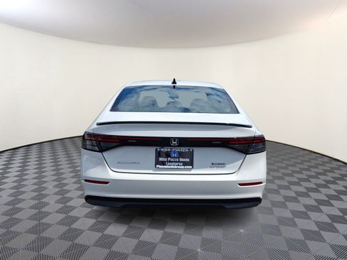 Used 2024 Honda Accord Sport image 6