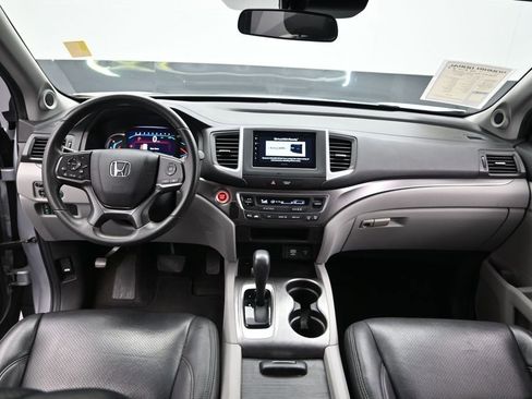 Used 2019 Honda Pilot LX image 19