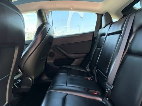 Used 2024 Tesla Model Y Long Range AWD/4WD image 20