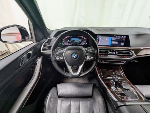 Used 2019 BMW X5 xDrive40i w/ Premium Package AWD/4WD image 2