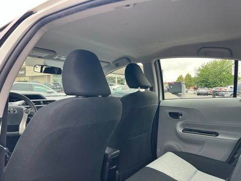 Used 2012 Toyota Prius C Three FWD image 11