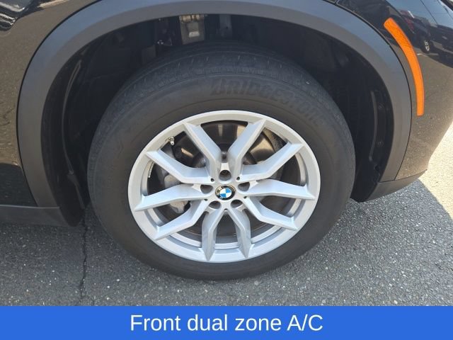 Used 2023 BMW X5 xDrive40i w/ Premium Package AWD/4WD image 12
