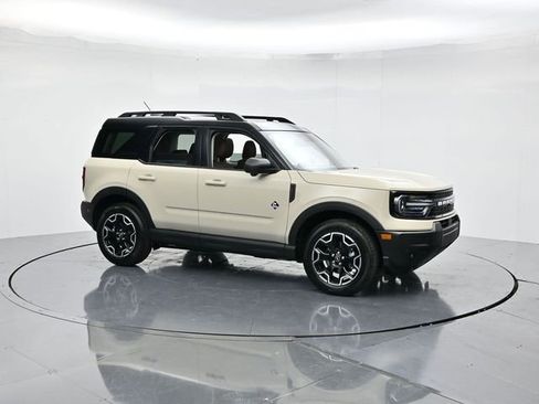New 2025 Ford Bronco Sport Outer Banks w/ Outer Banks Tech Package+ image 4