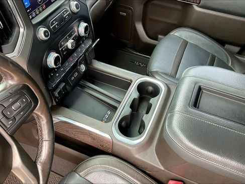 Used 2022 GMC Sierra 1500 Denali w/ Driver Alert Package II AWD/4WD image 15