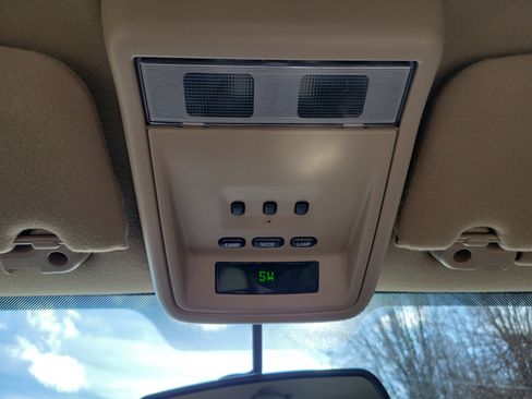 Used 2004 Mercury Grand Marquis LS image 25