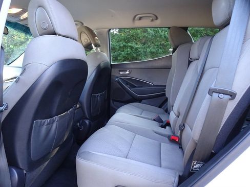 Used 2018 Hyundai Santa Fe Sport w/ 2.4L Value Package 02 FWD image 12