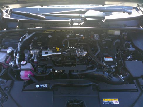 Used 2024 Toyota Prius LE image 34