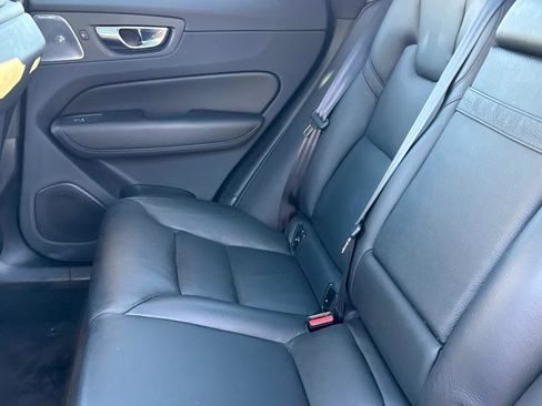 Used 2019 Volvo XC60 T6 Inscription image 13