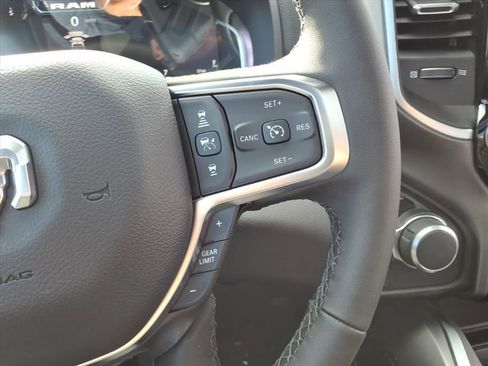 New 2026 RAM 1500 4x4 Crew Cab image 24