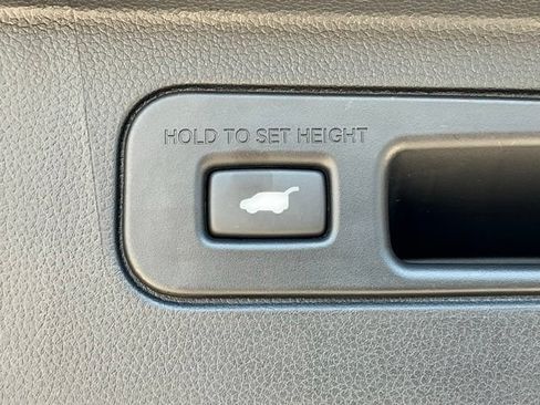 Certified 2025 Honda Pilot TrailSport image 7