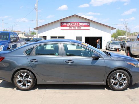 Used 2020 Kia Forte LXS FWD image 1