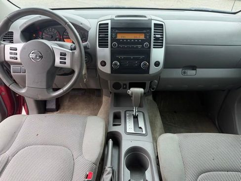 Used 2016 Nissan Frontier S image 11